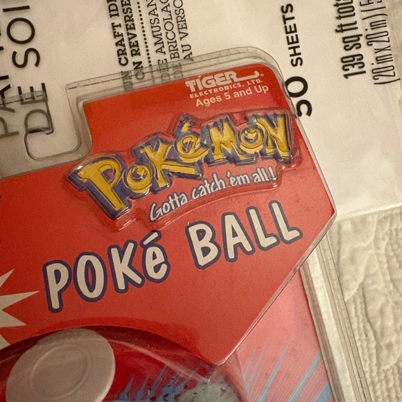 Vintage Sealed Tiger Electronics Pokémon Poke Ball Game 1999 - Picture 5 of 6